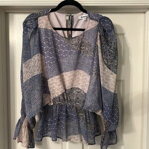 BB DAKOTA (Evereve) size medium blouse, never worn!